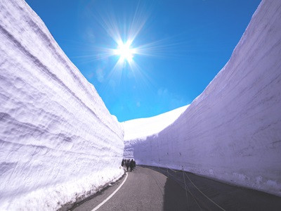 【名古屋進出 立山雪牆 溫泉美食6日】世界文化遺產~合掌村 神降之地~上高地 飛驒高山小京都 金澤兼六園