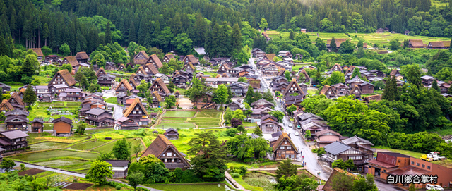 易起FUN寒假♯經典北陸‧名古屋５日 - 國寶犬山城、童話白川鄉合掌村、兼六園、秘境庄川峽、世界最美星巴克、高山陣屋、海鮮松葉蟹