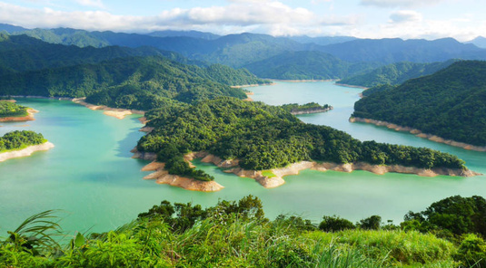 新北千島湖+宜蘭暖湯+阿里山森呼吸4天