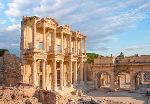 土耳其超值選10天~早鳥購熱氣球、胡蘿蔔小鎮、雪白棉堡、土式大早餐、七晚五星飯店