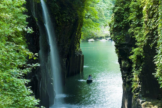 限時限量●輕遊福熊│神話高千穗、舟遊柳川、旅人電車、童話湯布院5日(星宇JX846/847)