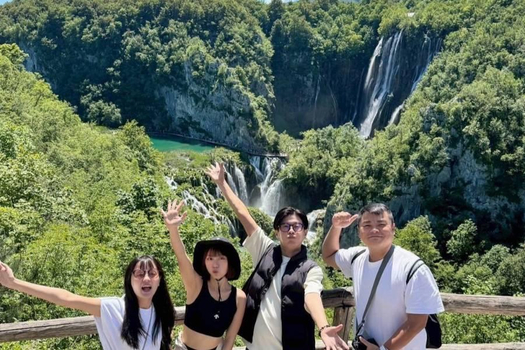 【鬧著玩X克斯匈】匈牙利布達佩斯、絕美湖區手搖船、鐘乳石洞小火車10日