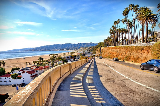 易起FUN寒假♯美麗星世界、限GO美西雙城～大峽谷奇景、棕櫚泉纜車、賭城住兩晚、OUTLET購物八日