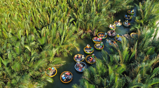 【星宇直飛】中越樂玩６天～吉普車體驗、一日自由活動★台中出發