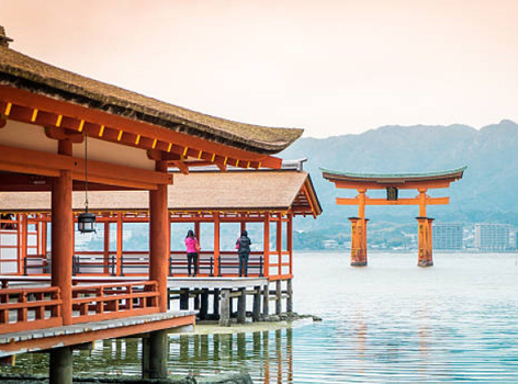 【Fun星玩四國】嚴島神社．和平紀念公園．倉敷美觀．栗林公園．父母之濱．松山城．千光寺纜車．燒肉吃到飽．名湯饗宴5天