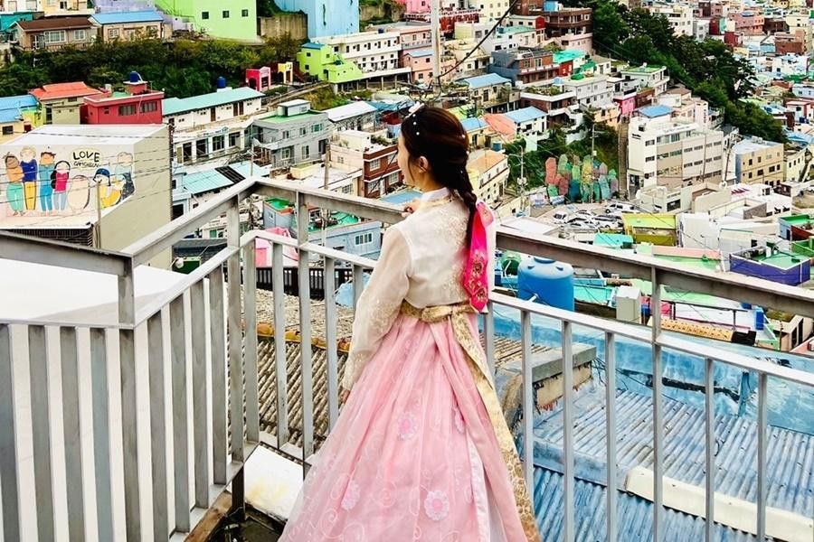 【長榮釜山交饗樂】跑跑卡丁車、沉浸藝術光影、八公山纜車、韓服體驗5日(一站彩妝)