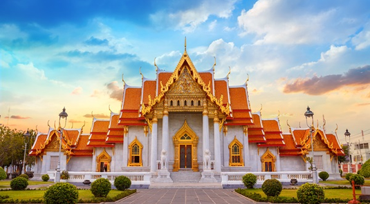 泰國|泰超值長榮5+1日~東芭樂園.綠山動物園.彩虹沙灘.人妖秀.騎大象.泰式按摩.嘟嘟車遊曼谷