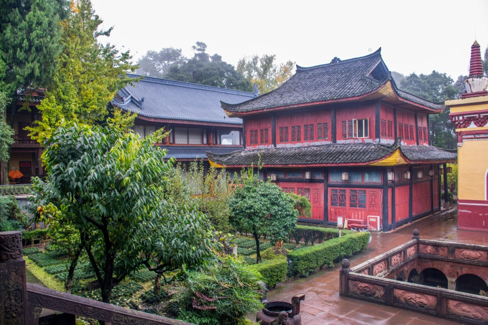 萬年寺旅遊指南 | 熱門景點資訊、交通地圖 | ezTravel易遊網
