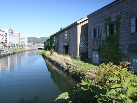 跟團限時省♯北海道函館春遊超值5日(千歲/千歲)雙溫泉.百萬夜景.伊達時代村.白色戀人.百年酒造.小樽.三蟹