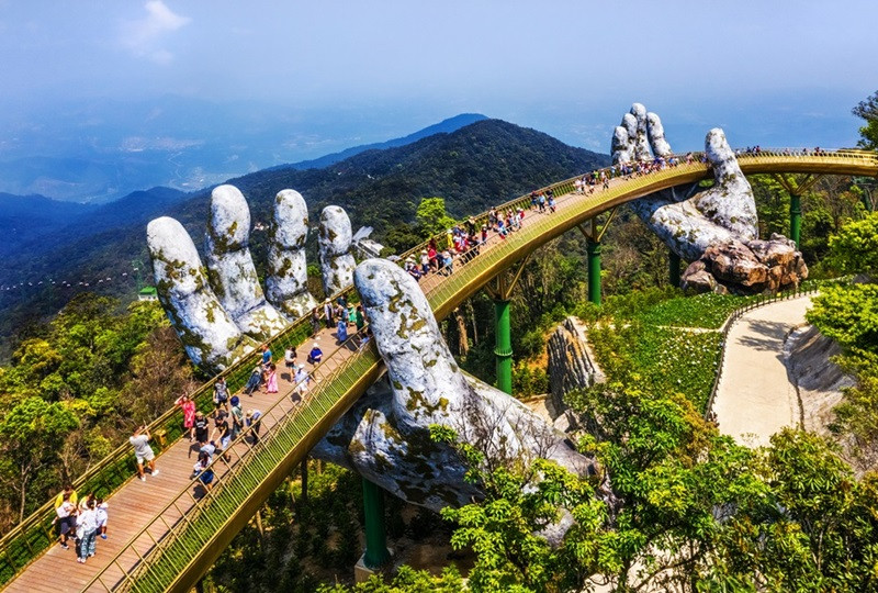 中越峴港｜會安古鎮.巴拿山纜車.黃金佛手橋.美山聖地.粉紅大教堂.迦南島6日｜(含稅簽)