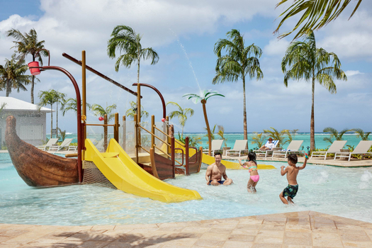 跟團即食行樂♯《關島好好玩》關島皇冠假日度假酒店自由行四天【聯合航空】