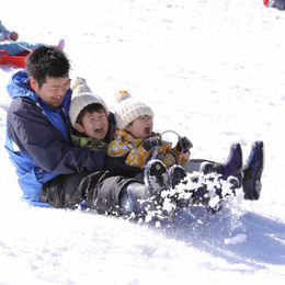 【精選關西】8人成行‧六甲山戲雪‧保住三晚溫泉‧和牛海鮮美食5日