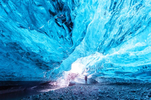 極光餘位倒數♯冰島幸福極光~溫泉冰河湖、藍冰洞極光船、金環風景線、香榭巴黎住三晚11日