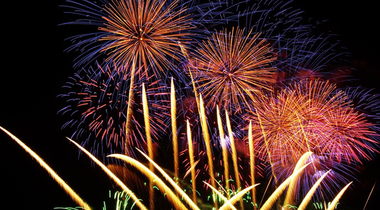 【五星雙享】海上賞花火 X 五星飯店 3天