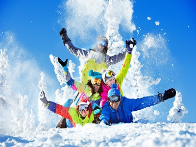【酷玩冰雪韓國五日 不進人蔘/保肝】南怡島雪境 冬季滑雪樂 採草莓趣 韓服穿梭景福宮 浪漫星空圖書館 北村韓屋村
