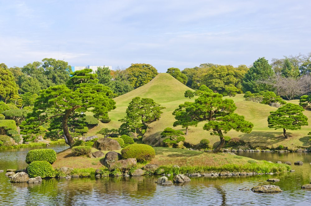 南北九州輕旅行5日.青島神社.霧島神宮.日南摩艾像.熊本城.水前寺成趣園.熊本熊辦公室.柳川遊船.(宮崎進佐賀出)