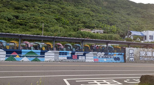 【彩繪列車-精緻遊】台北九份老街.深澳鐵道自行車.西悠巢旅2天
