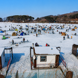【易遊超值】冰雪童樂|不走人蔘 × 江華島冰釣.滑雪.明洞購物 5天(高雄出發)