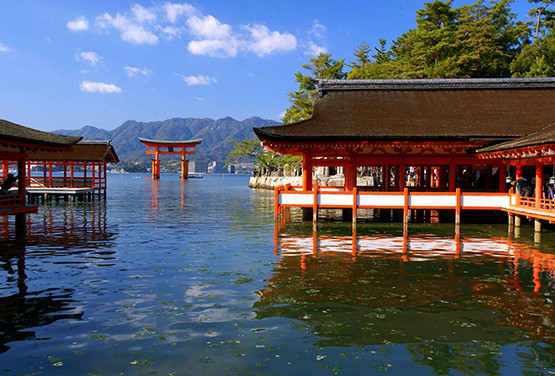 四國超人氣~嚴島神社、毛巾主題公園、絕美水族館、道後溫泉五日