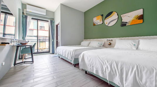 綠舍睡到民宿(Green house sleep to B&B)