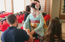 京都舞妓表演＆座敷遊戲＆茶道文化體驗