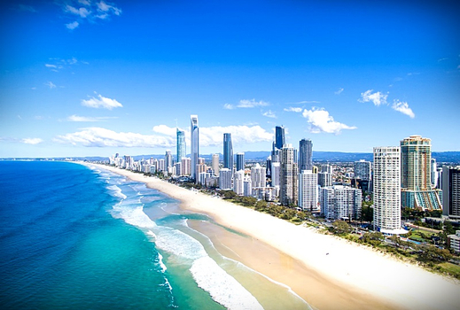 澳洲旅遊｜登頂高空景觀台·擁抱無尾熊·海岸輕軌漫遊·假日貨櫃市集·城市遊船·五星賭場自助百匯·超值FUN玩黃金海岸6日