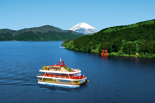 春節獨家限時省♯ZIPAIR．小資東京富士半自助5日|箱根網美遊覽船、水上鳥居、忍野八海、御殿場購物、入住溫泉飯店一晚