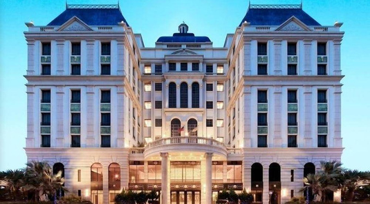 苗栗馥藝金鬱金香酒店