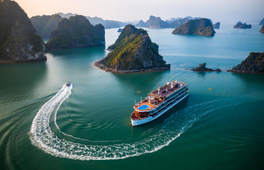 【新路線】蘭哈灣（Lan Ha bay）2天1夜遊船巡航 & 日落派對體驗（Binh Chuan Heritage Cruise提供）
