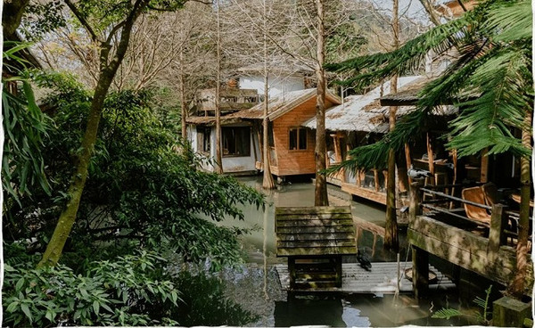 【巴士旅遊】苗栗．森林系卓也小屋藍染+漫遊舊山城-勝興車站&龍騰斷橋一日遊(臺中出發)