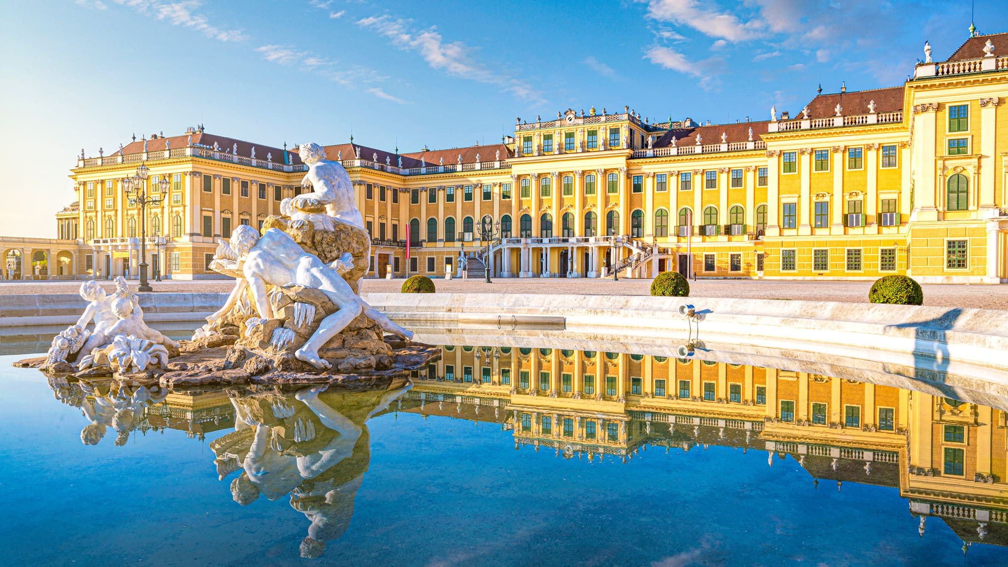 馬年迎春預購♯金色夢幻 奧地利.捷克10天