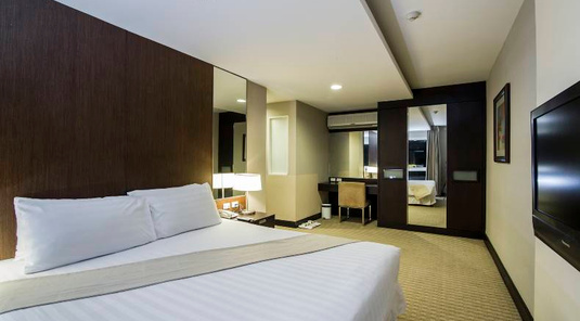 曼谷沙吞路耐拉提瓦斯公寓酒店