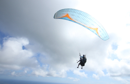 峇里島珀尼達島滑翔傘飛行體驗