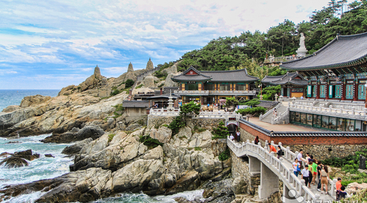 釜山星旅6天.馬山海洋、海東龍宮寺、迦耶主題公園(一站彩妝)★台中出發