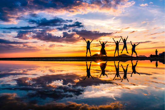 四國浪漫小豆島溫泉 5 日｜日本天空之鏡、道後溫泉、必訪金刀比羅宮、米其林三星~栗林公園、天空鞦韆、最美無人車站、保住兩晚溫泉