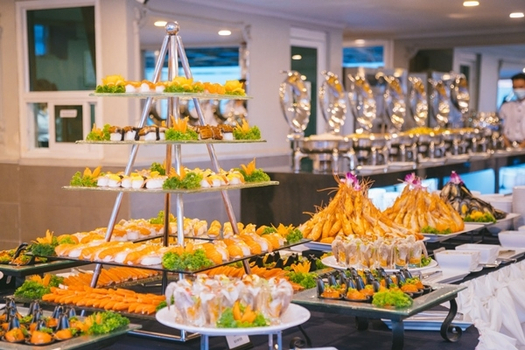 【經典泰國５＋１日】無購物、芭達雅翡翠灣俱樂部、嘉年華海天盛宴、水上市場[含稅]