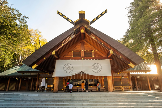 易遊x星宇北海道6天．函館百萬夜景．尼克斯海洋公園．昭和熊牧場．浪漫小樽．北海道神宮．金森倉庫．北國馬牧場(函館進出)