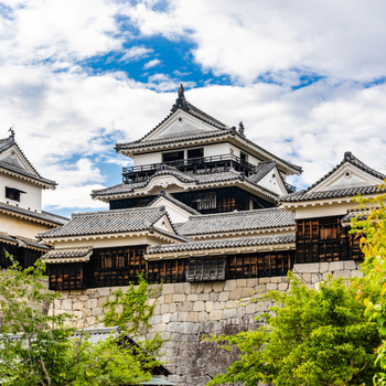 跟團限時省♯【台中出發．高松四國６日】栗林公園、秘境葛藤橋、鳴門渦之道、神隱少女油屋[含稅]