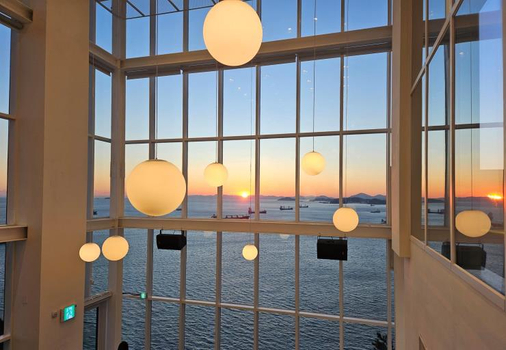 釜山輕自由５天～一日自由活動、海岸列車、甘川洞、海景咖啡廳、南浦洞、皇理團路