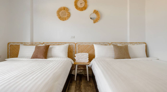 台東嶼光智能入住旅宿｜彩虹石榴＆囍福圓閣(Taitung Yu Krung Smart Stay)