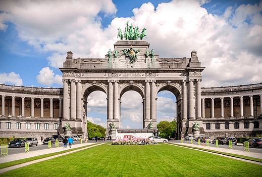 快閃旅遊節#♯暑假折三千|經典荷比法|歐洲之星列車.漫遊小孩堤防.花都百年咖啡.中世紀古城.荷蘭綠村.巴黎購物10日