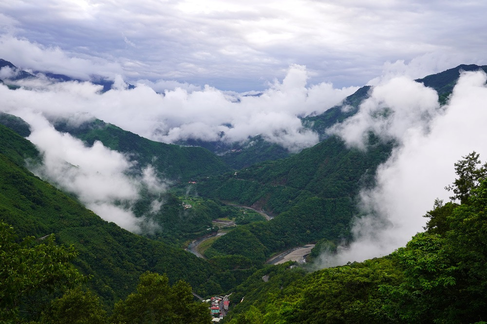 ææå±±æéæå ç±éæ¯é»è³è¨ äº¤éå°å Eztravelæ