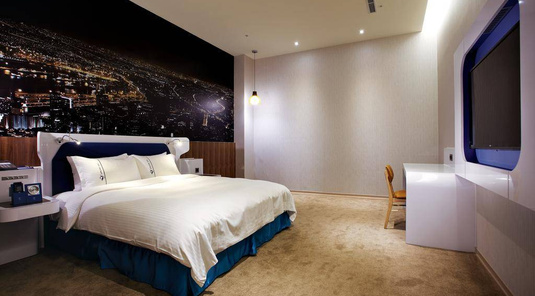 【商務出差】台中頭等艙飯店綠園道館2天