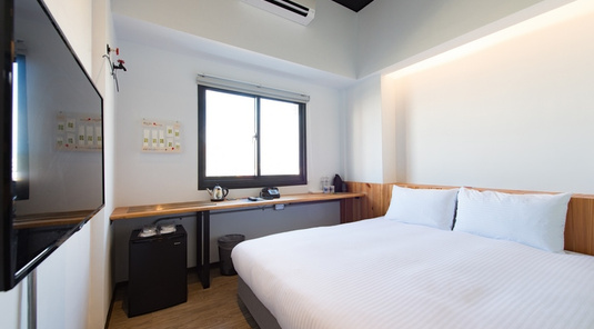 旅人驛站-鐵花文創館