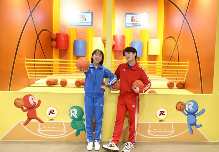 釜邱蔚奔FUN５天～Running Man、長腳蟹大餐、鋼鐵藝術、海岸列車、塗鴉秀、韓屋星巴克