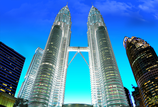 易起FUN寒假♯馬來西亞｜雙子星花園.麻六甲世界遺產.竹林瀑布.雲頂溫德姆五星一晚5日｜高雄出發