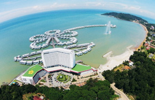 易起FUN寒假♯超值團-愛馬仕 大紅花海上VILLA、馬六甲古城、雲頂高原娛樂城6日(升等三晚五星)