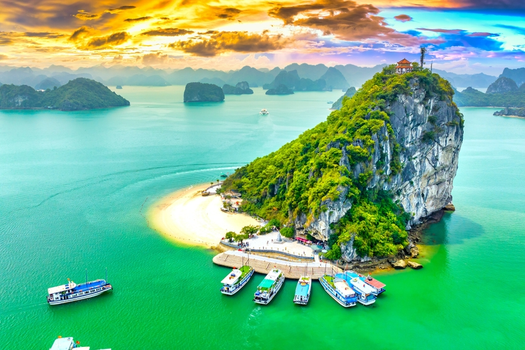 【超值搶購✭狠殺北越5日】下龍灣五星夢幻巡航、探訪河內市區（加贈下午茶:法國麵包＋咖啡）、水上木偶戲、河內大世界＜含稅簽＞