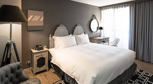 台南安平留飯店