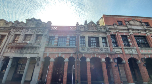 【搭高鐵.送租車】板橋和運租車12小時自駕輕鬆遊1天